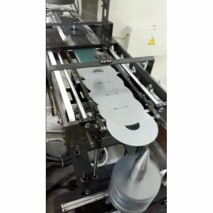送收分體機(jī)械手垂直布置